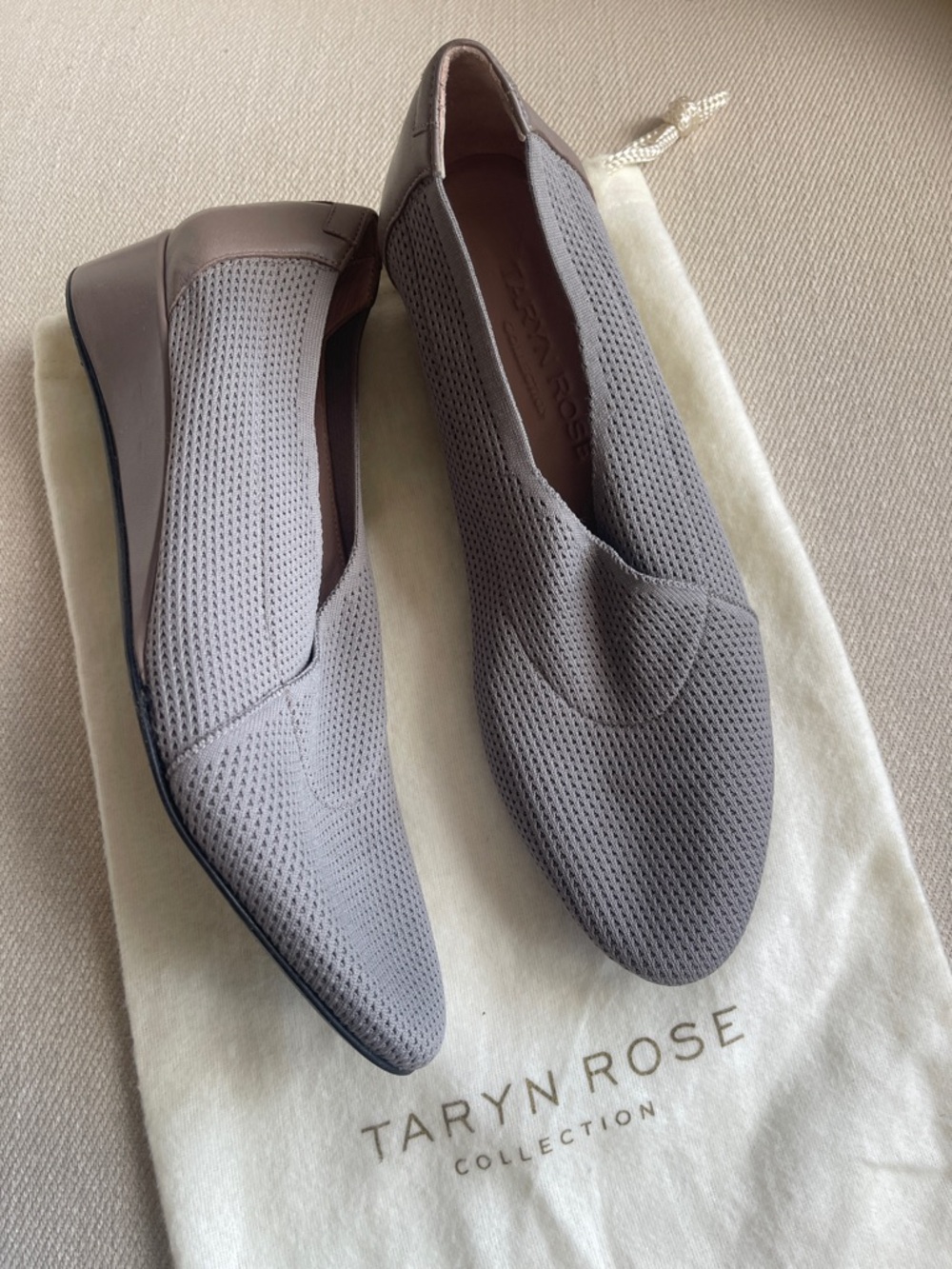 TARYN ROSE Taupe Mesh Wedge Loafers | Size 8.5 | New with Dust Bag